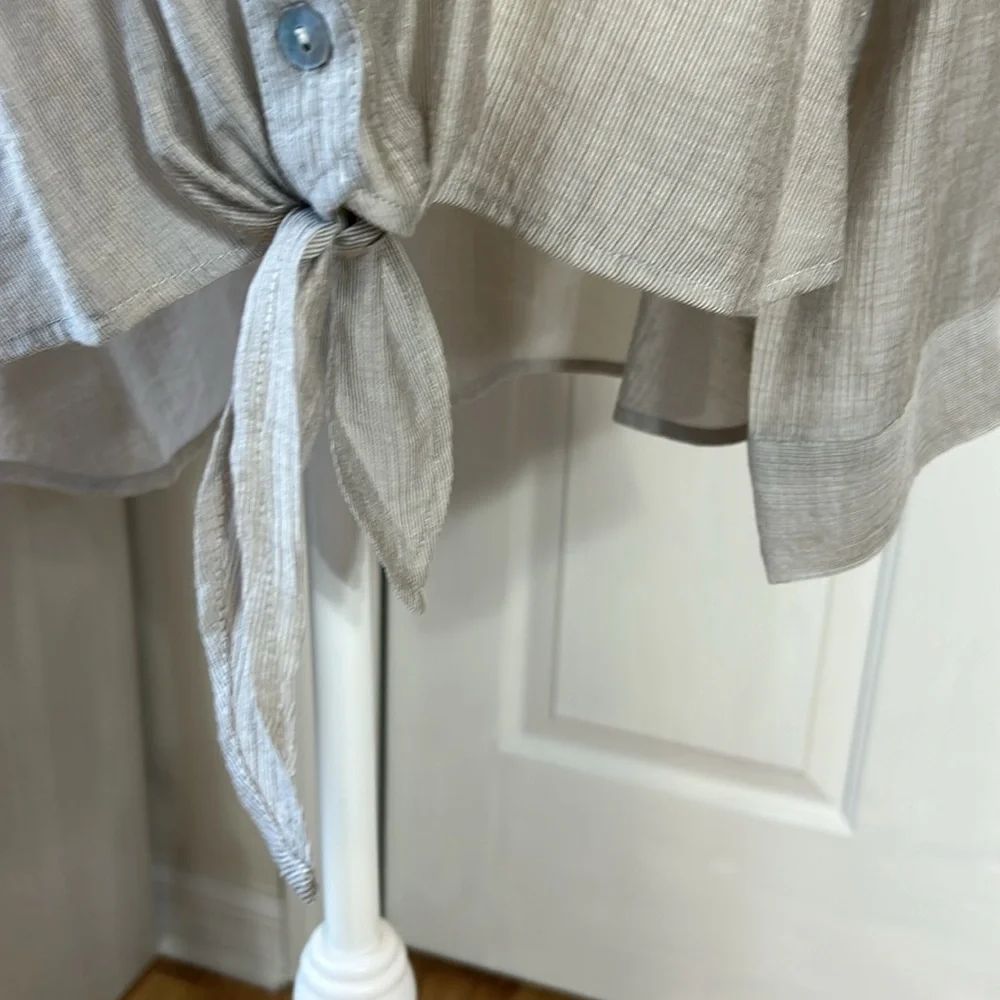 Chico’s Grey Linen-Look Tie Front Button-Up Shirt Sz 3 (XL)